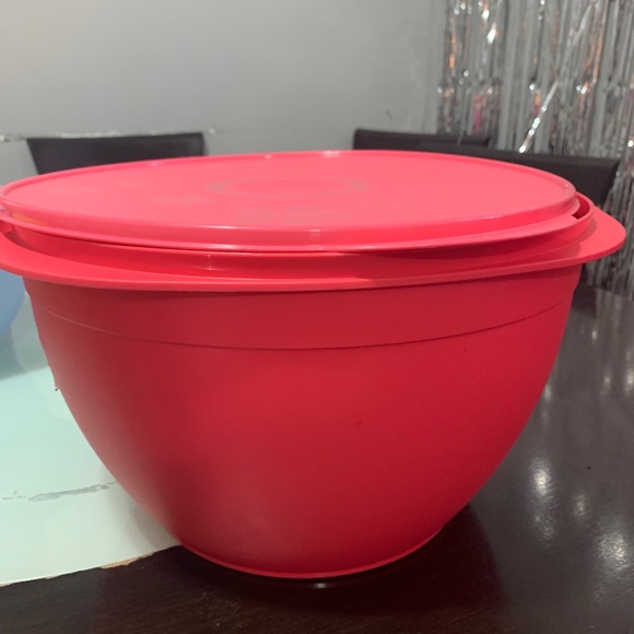 Tupperware - Picture 2 of 2